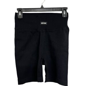 Bo +‎ Tee Ribbed Black Biker Shorts Medium